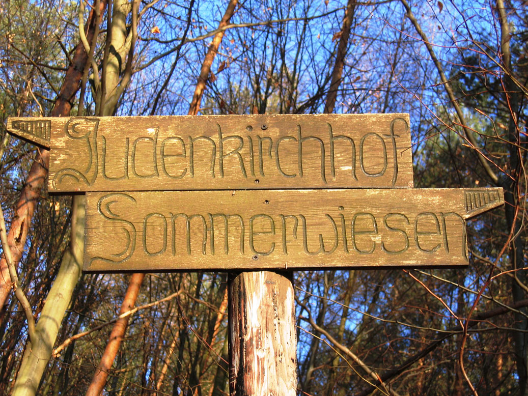 Hinweisschild Judenkirchhof-Sommerwiesen